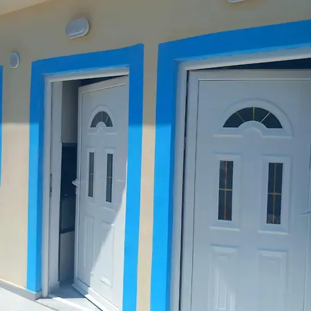 Marmel Apartments *